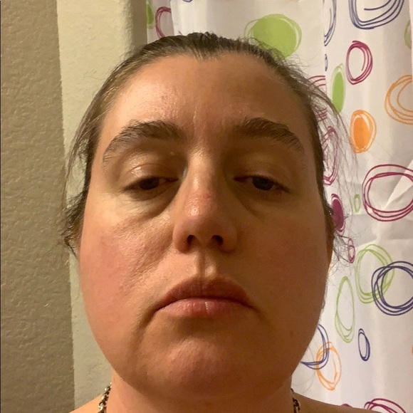 Meet your Posher, Sara - Picture 1 of 1